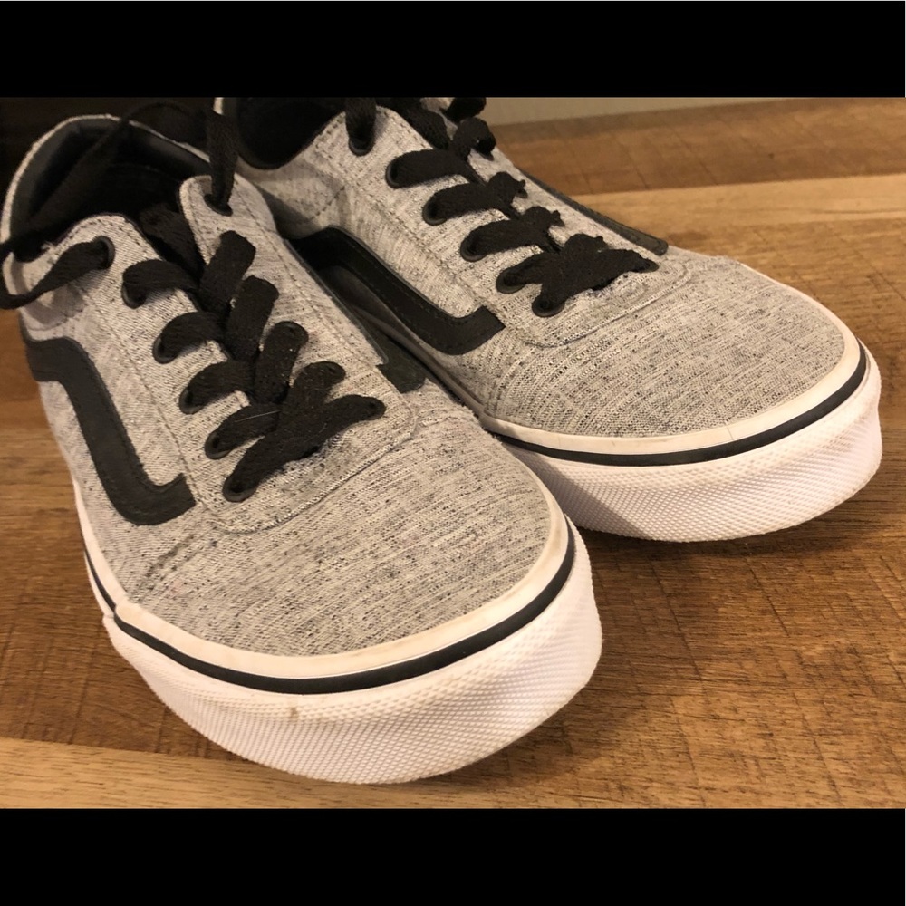 Youth Size 4 Vans Ward - Gray